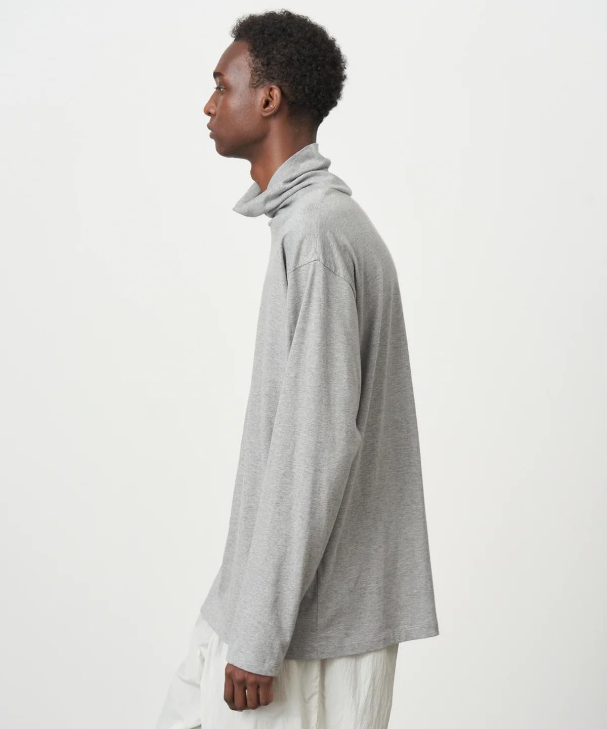 Amazon | [ATON] （エイトン） ROYAL SUVIN JERSEY | HIGHNECK T-SHIRT